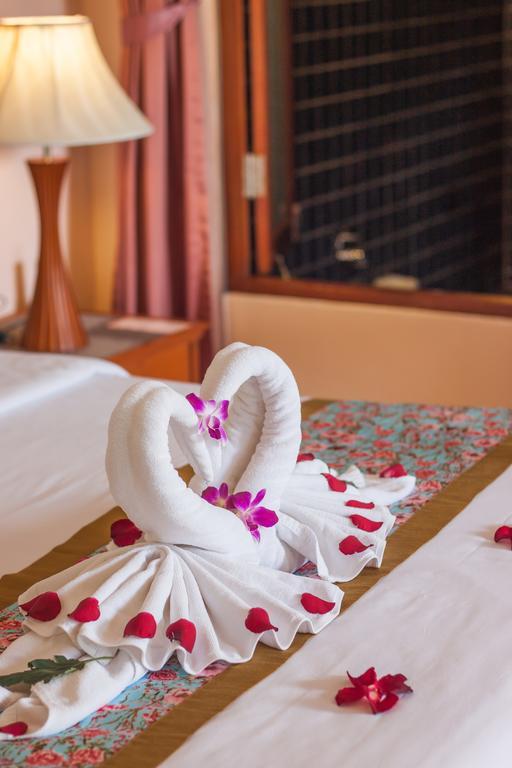 The Privacy Beach Resort & Spa Sam Roi Yot Exterior photo